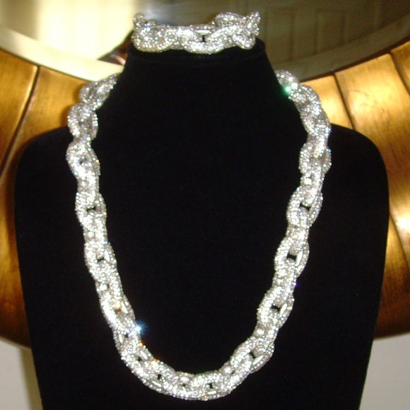 Rhinestone and Silver-Tone Chain Link Necklace - BLING! - Picture 2 of 15
